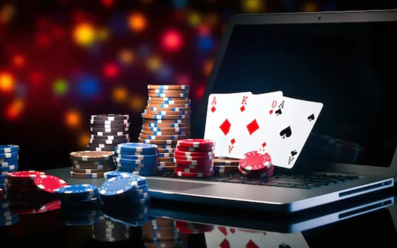 lic game invite code